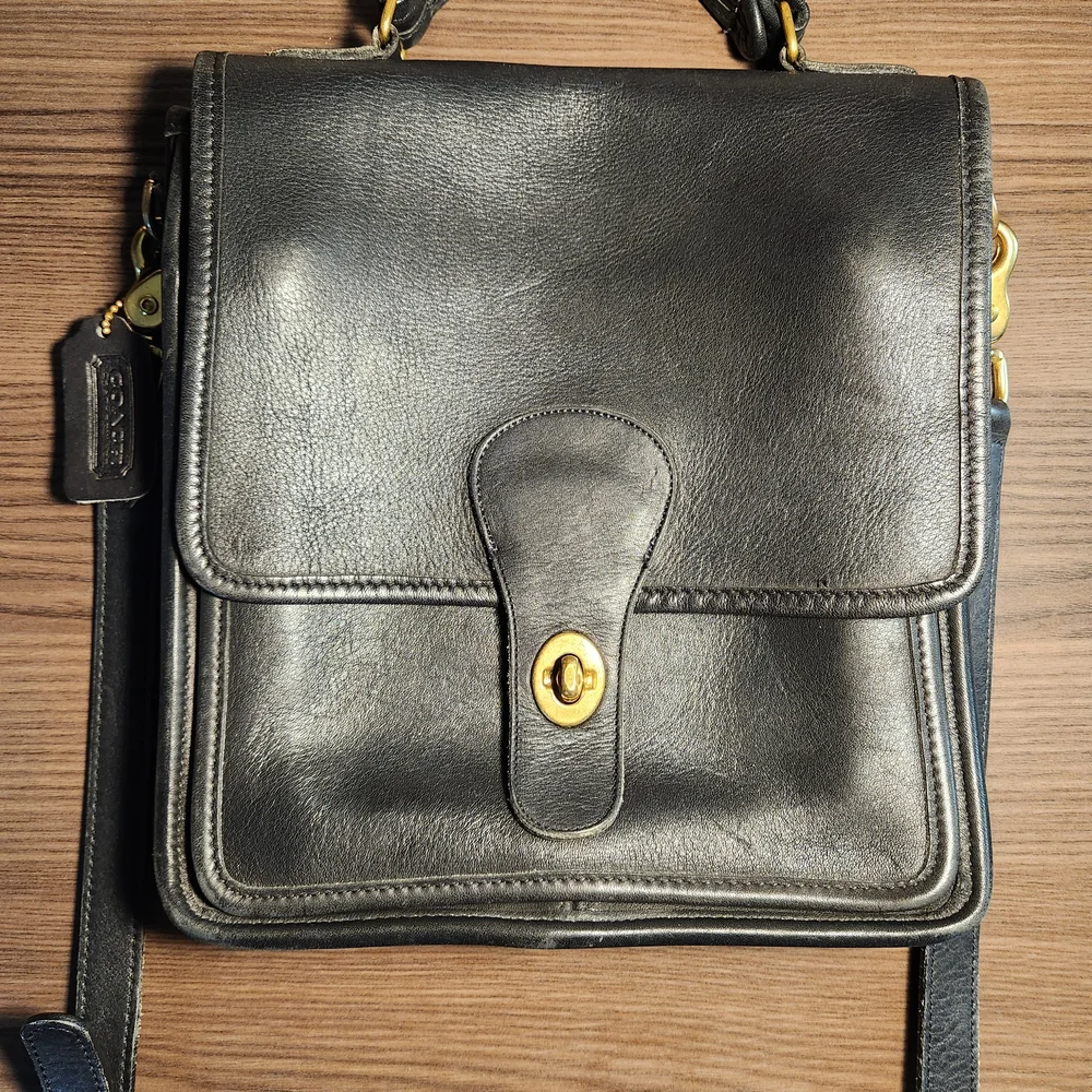 Vintage Black Coach Station Bag 5130 Crossbody Bag - Picture 1 of 11